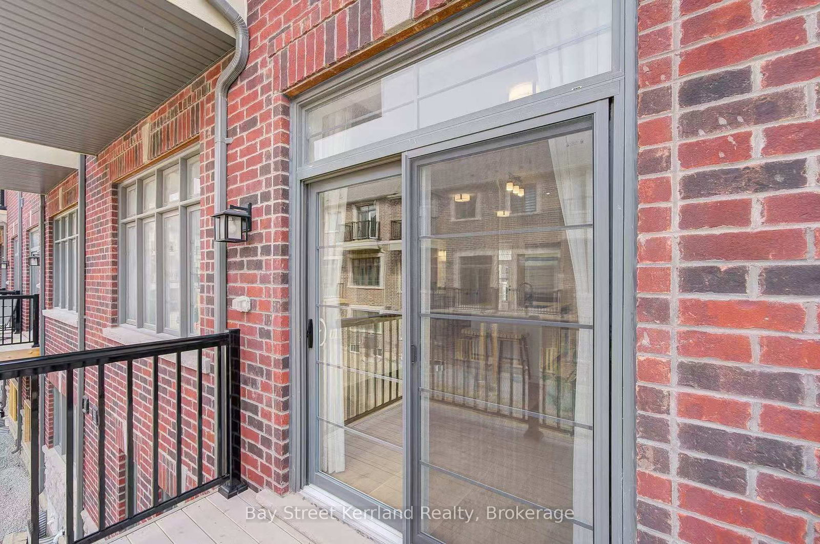 Townhouse for sale at 10 Silvermills Lane, Markham, Ontario, L6C 3L5 - Angus Glen - MLS: N12897038