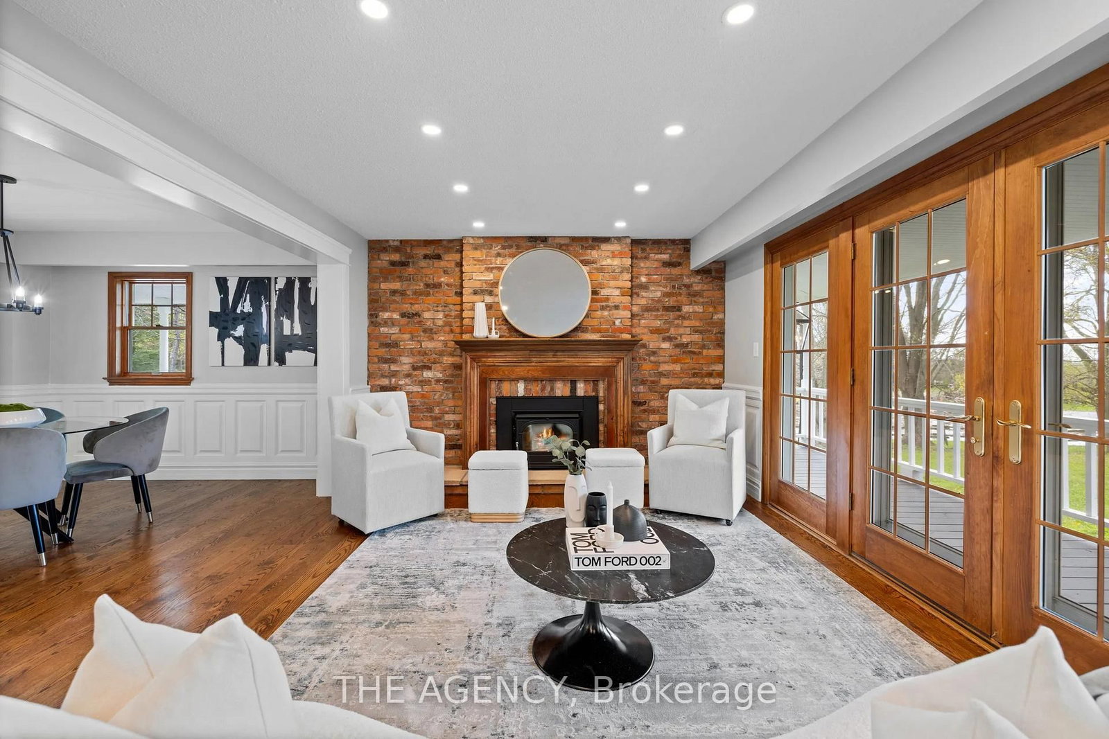 Listing Image 7