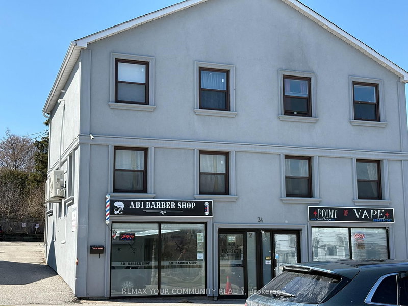 home for lease on 4-34 Main Street S