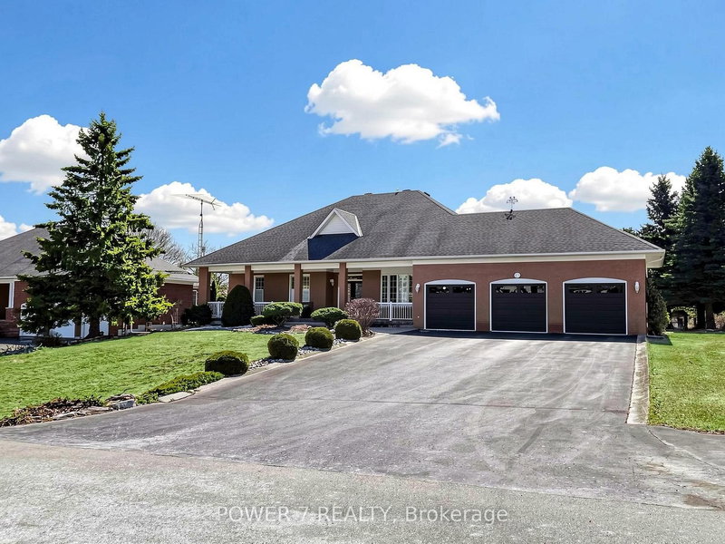 49 Pettet Rd, Whitchurch-Stouffville, L4A 3J2 | Image 2