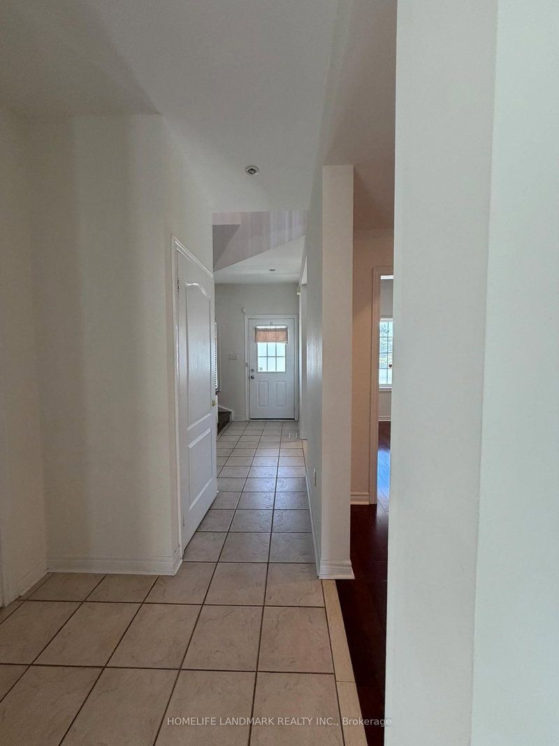 543 South Unionville Ave, Markham, L3R 5G8 | Image 3