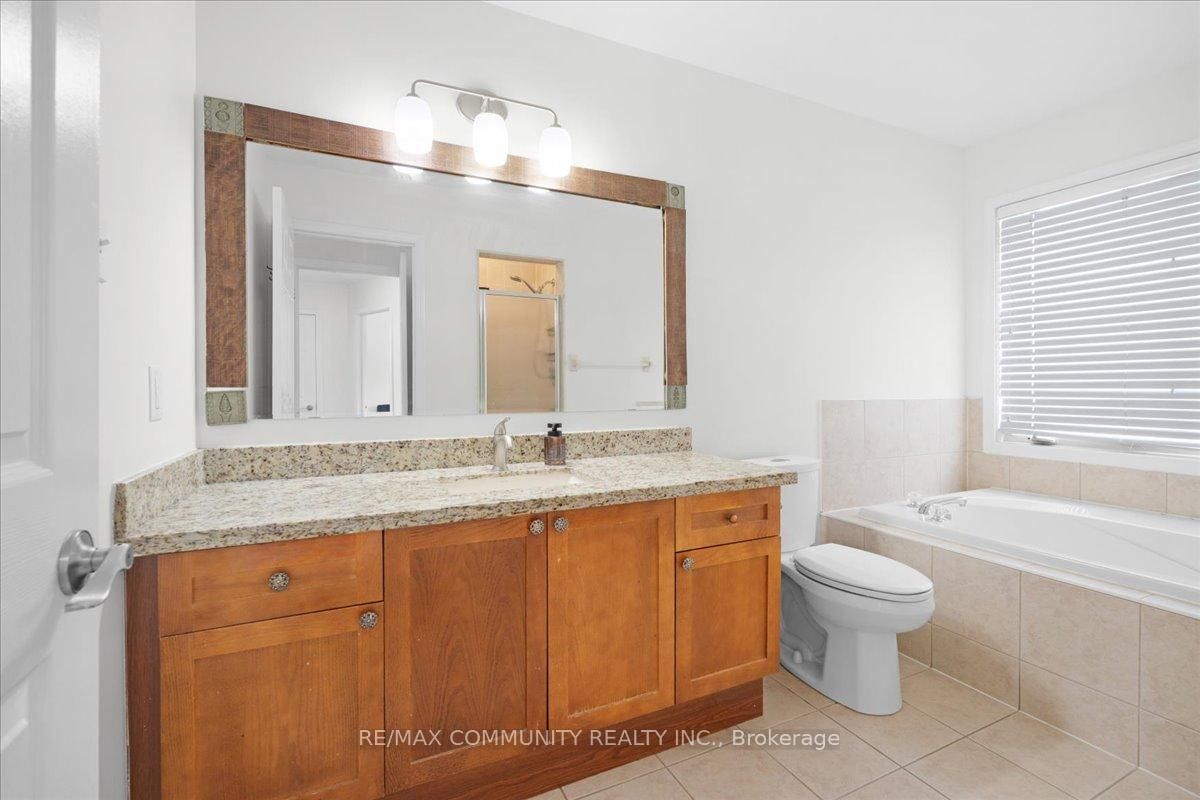 Semi-Detached House for sale at 88 Mainland Crescent, Vaughan, Ontario, L6A 3G4 - Vellore Village - MLS: N12898080