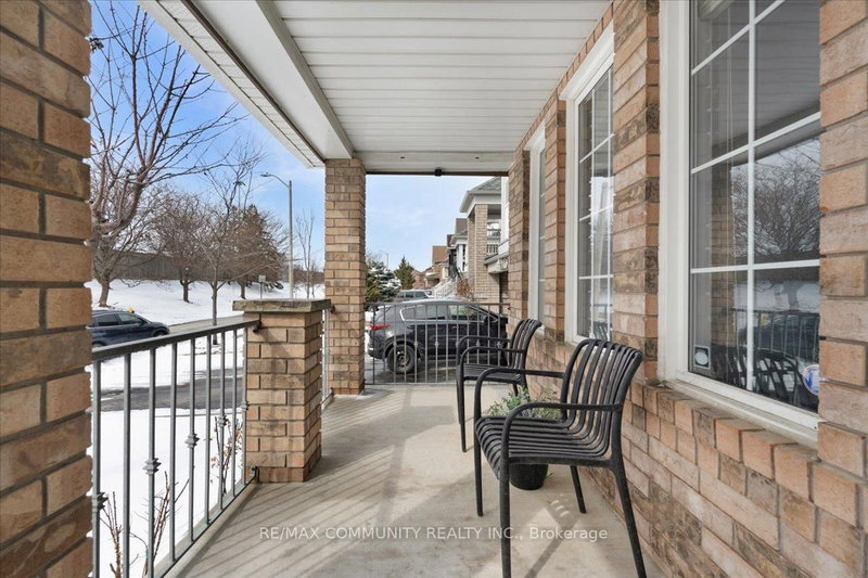 88 Mainland Cres, Vaughan, L6A 3G4 | Image 2