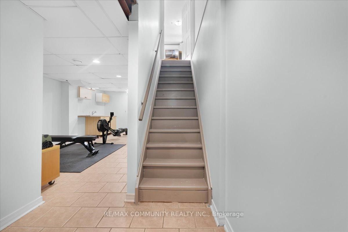 Semi-Detached House for sale at 88 Mainland Crescent, Vaughan, Ontario, L6A 3G4 - Vellore Village - MLS: N12898080