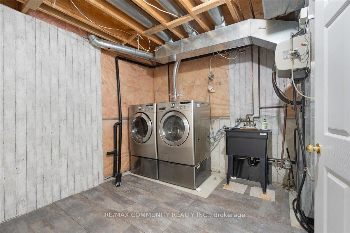 Semi-Detached House for sale at 88 Mainland Crescent, Vaughan, Ontario, L6A 3G4 - Vellore Village - MLS: N12898080