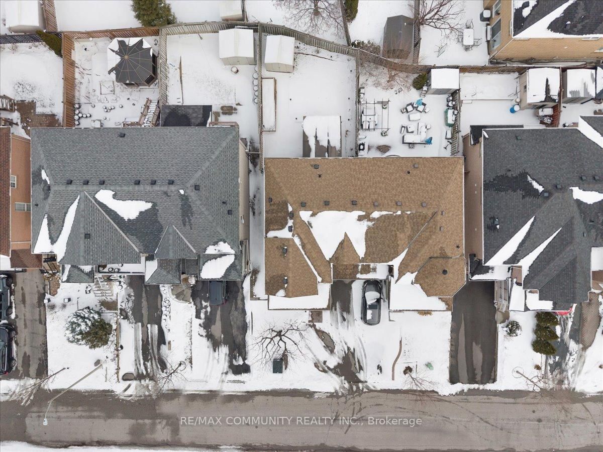 Semi-Detached House for sale at 88 Mainland Crescent, Vaughan, Ontario, L6A 3G4 - Vellore Village - MLS: N12898080