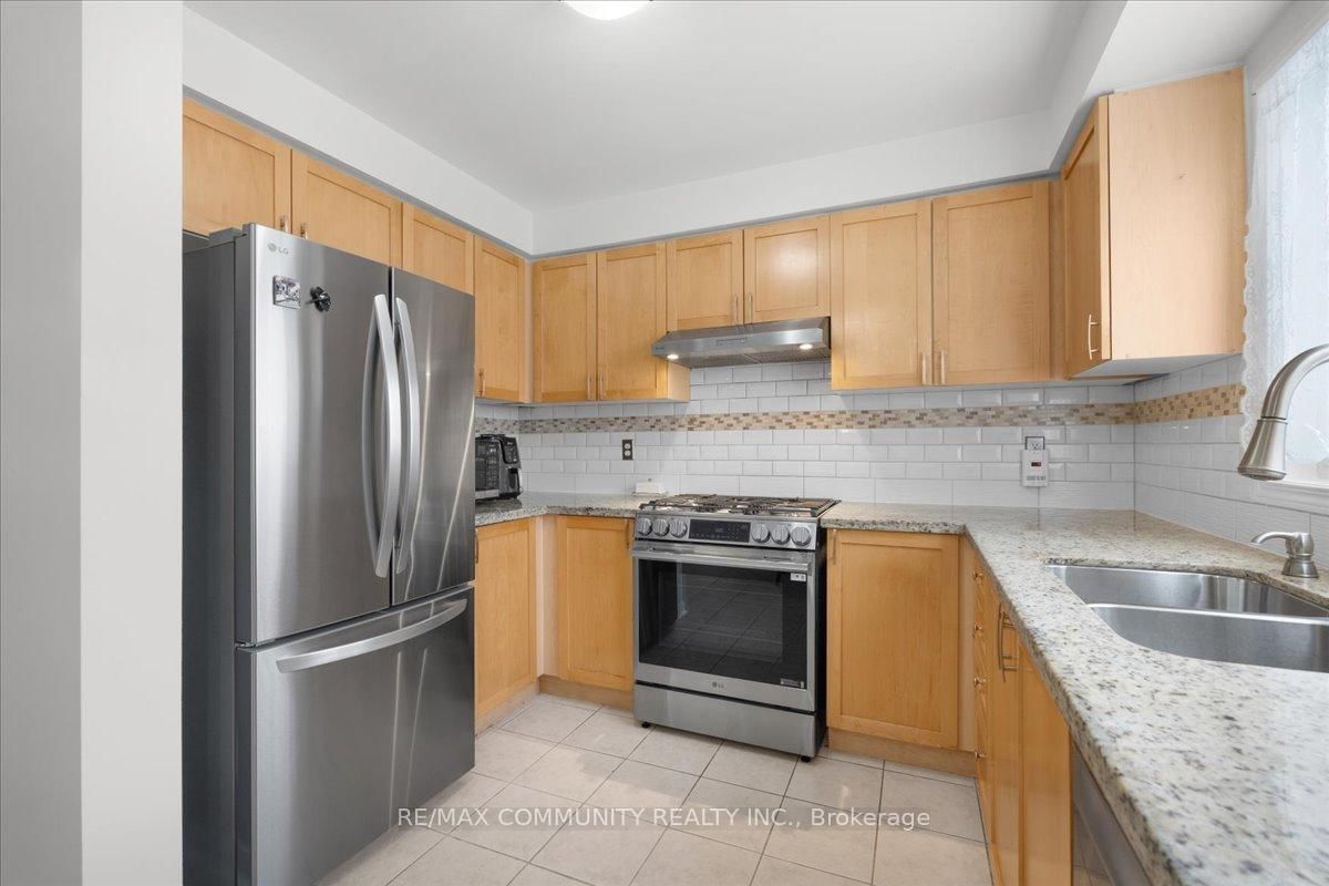 Semi-Detached House for sale at 88 Mainland Crescent, Vaughan, Ontario, L6A 3G4 - Vellore Village - MLS: N12898080