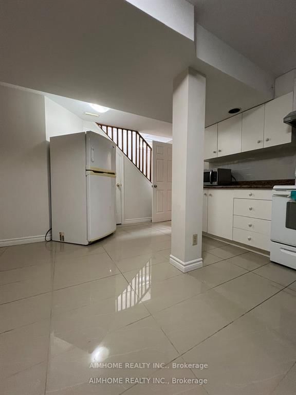 116 Elson Street, Unit lower - Photo 4