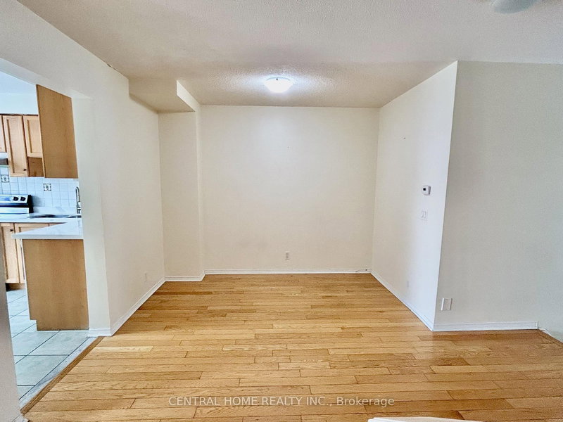 53 Silver Stream Ave, Richmond Hill, L4S 1Z1 | Image 3