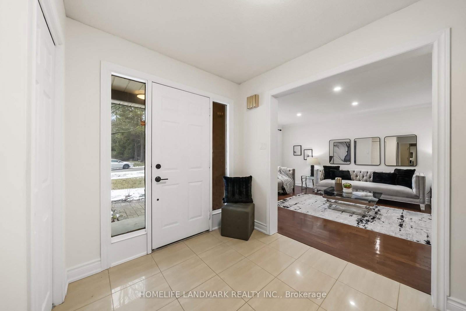 Detached House for sale at 36 Cynthia Crescent, Richmond Hill, Ontario, L4E 2R1 - Oak Ridges - MLS: N12898230