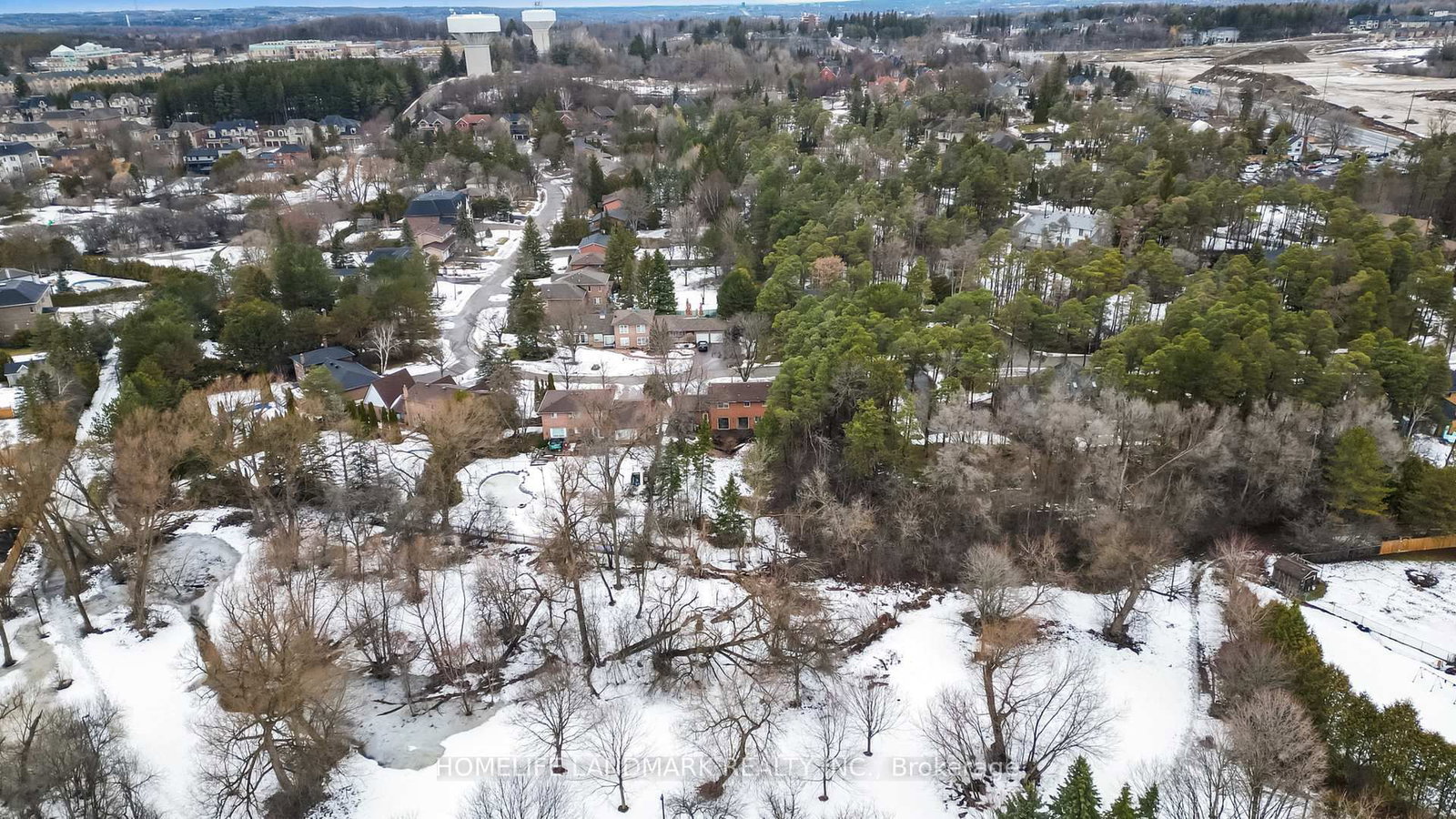 Detached House for sale at 36 Cynthia Crescent, Richmond Hill, Ontario, L4E 2R1 - Oak Ridges - MLS: N12898230