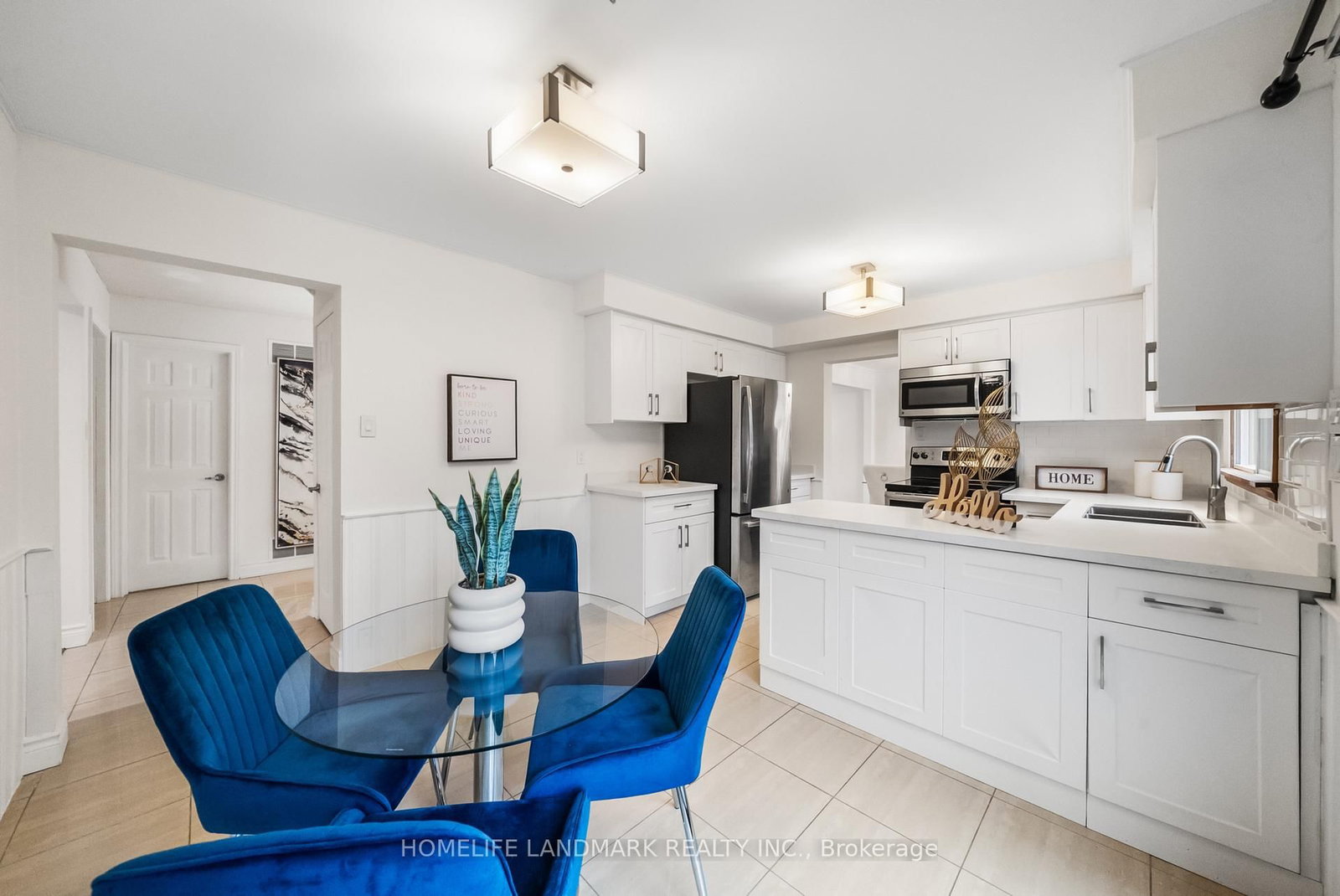 Detached House for sale at 36 Cynthia Crescent, Richmond Hill, Ontario, L4E 2R1 - Oak Ridges - MLS: N12898230