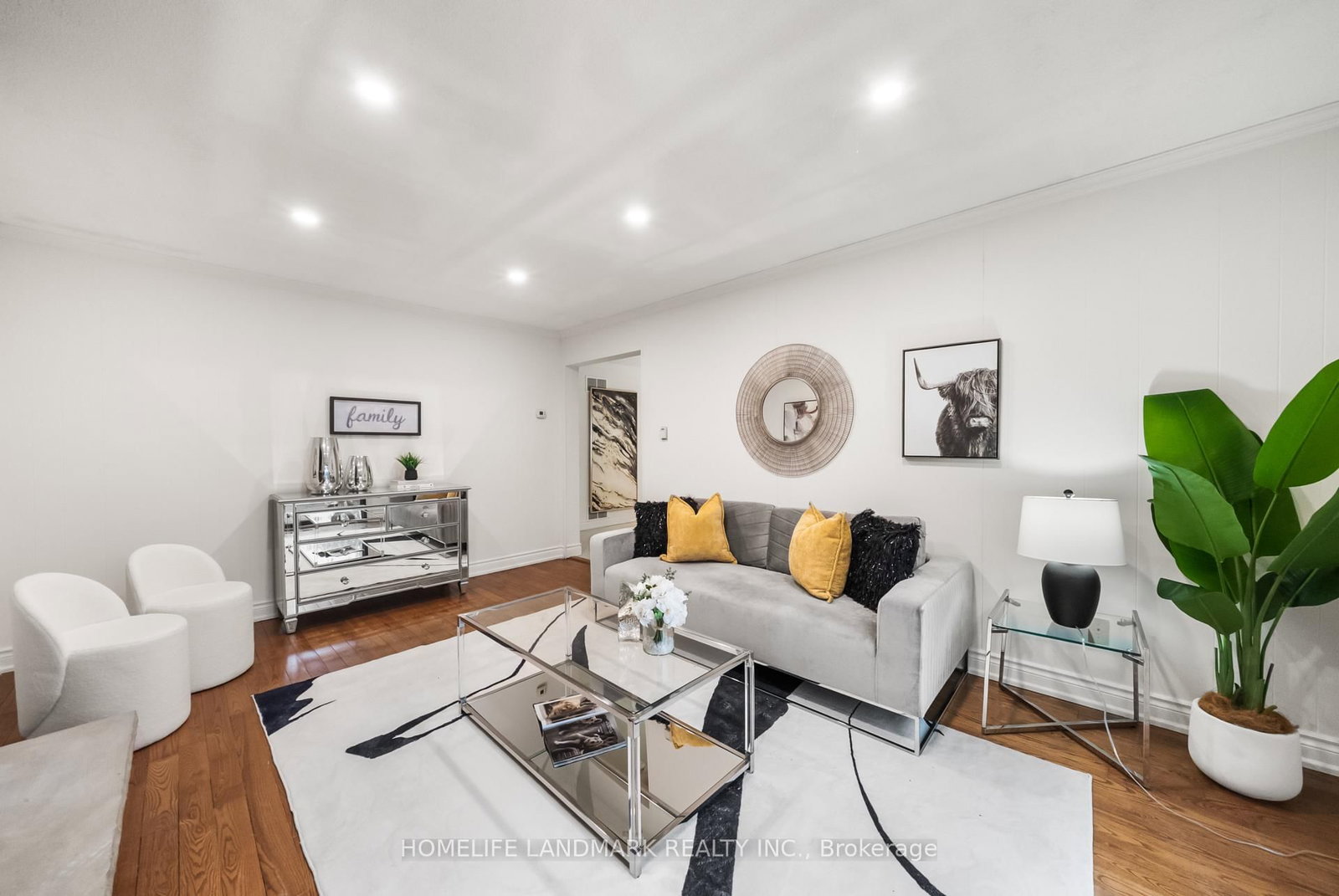 Detached House for sale at 36 Cynthia Crescent, Richmond Hill, Ontario, L4E 2R1 - Oak Ridges - MLS: N12898230