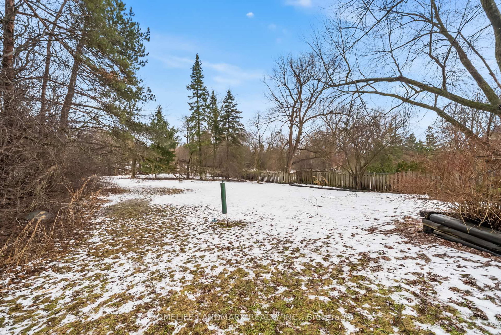 Detached House for sale at 36 Cynthia Crescent, Richmond Hill, Ontario, L4E 2R1 - Oak Ridges - MLS: N12898230