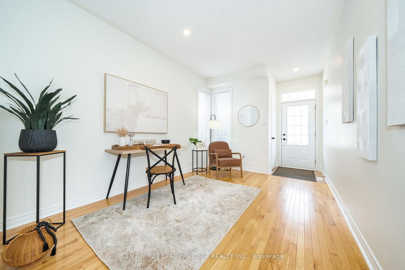 47 HOPPINGTON Ave, Whitchurch-Stouffville, L4A 0L1 | Image 3