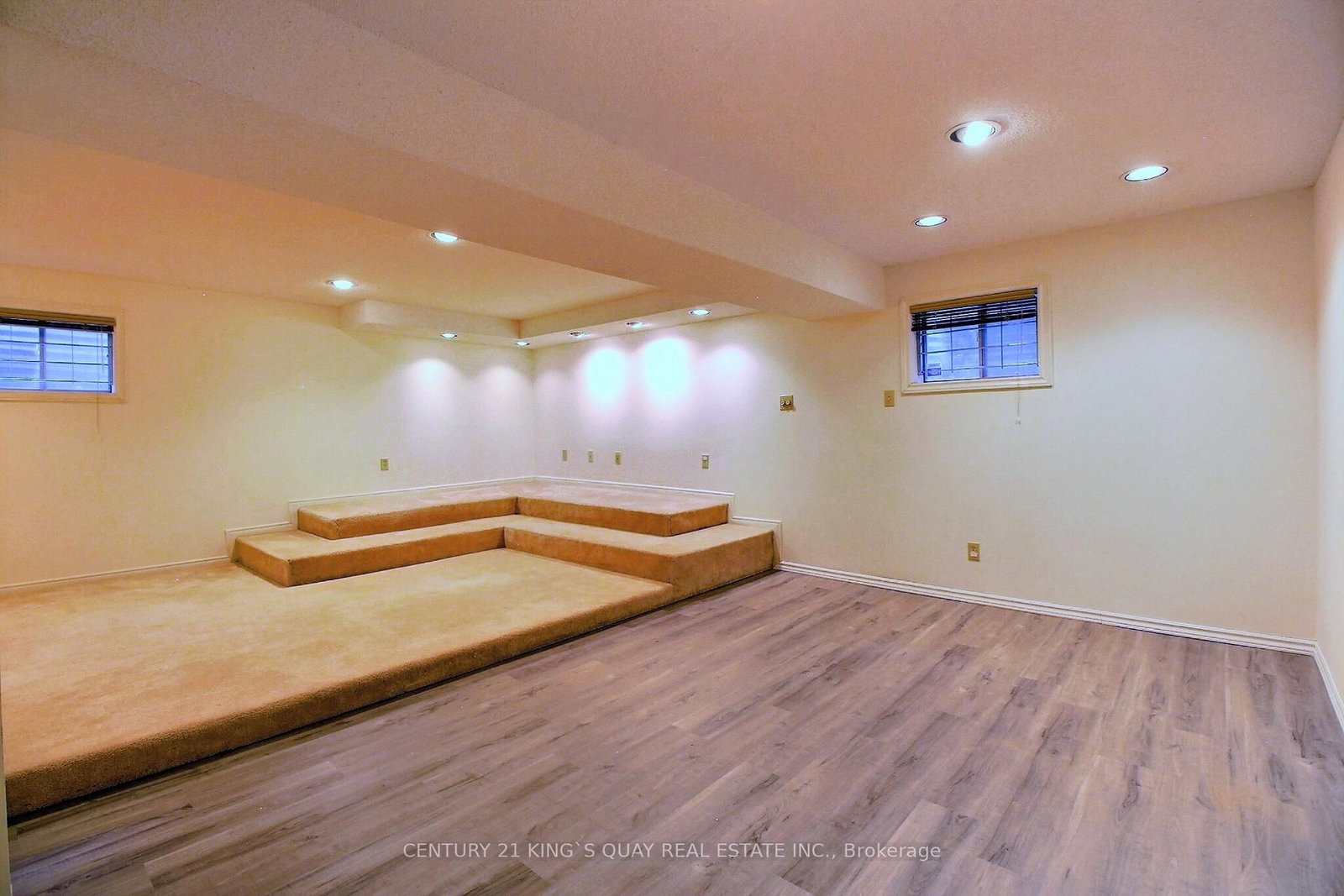 Detached House for sale at 122 Longwater Chse, Markham, Ontario, L3R 6C4 - Unionville - MLS: N12898978