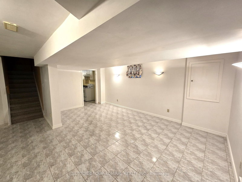 Bsmt - 589 Belview Ave, Vaughan, L4L 7P3 | Image 3