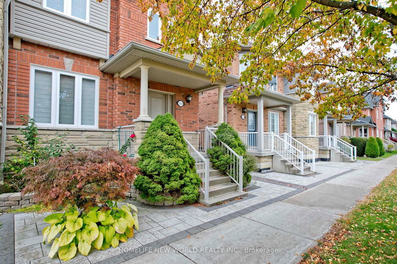 293 Mingay Ave, Markham, L6E 1T5 | Image 2
