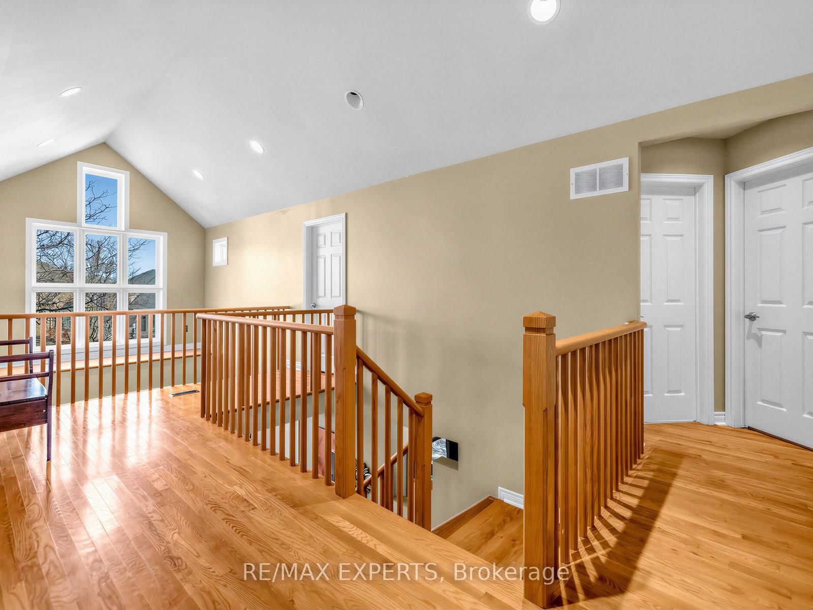 Detached House for sale at 203 Thomson Creek Boulevard, Vaughan, Ontario, L4H 1H1 - Islington Woods - MLS: N12899668