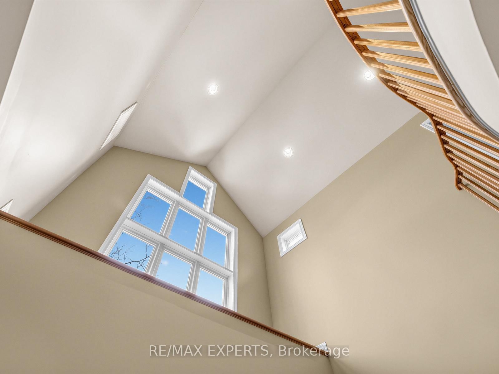 Detached House for sale at 203 Thomson Creek Boulevard, Vaughan, Ontario, L4H 1H1 - Islington Woods - MLS: N12899668