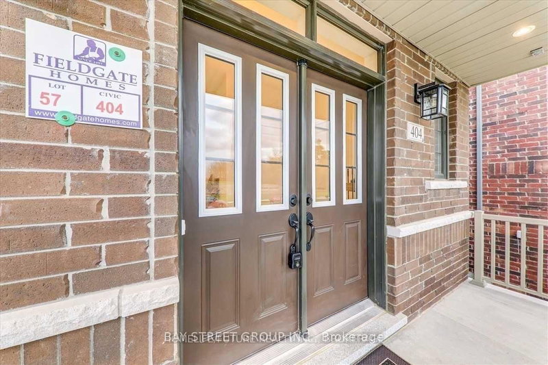 404 Baker Hill Blvd, Whitchurch-Stouffville, L4A 4P4 | Image 2