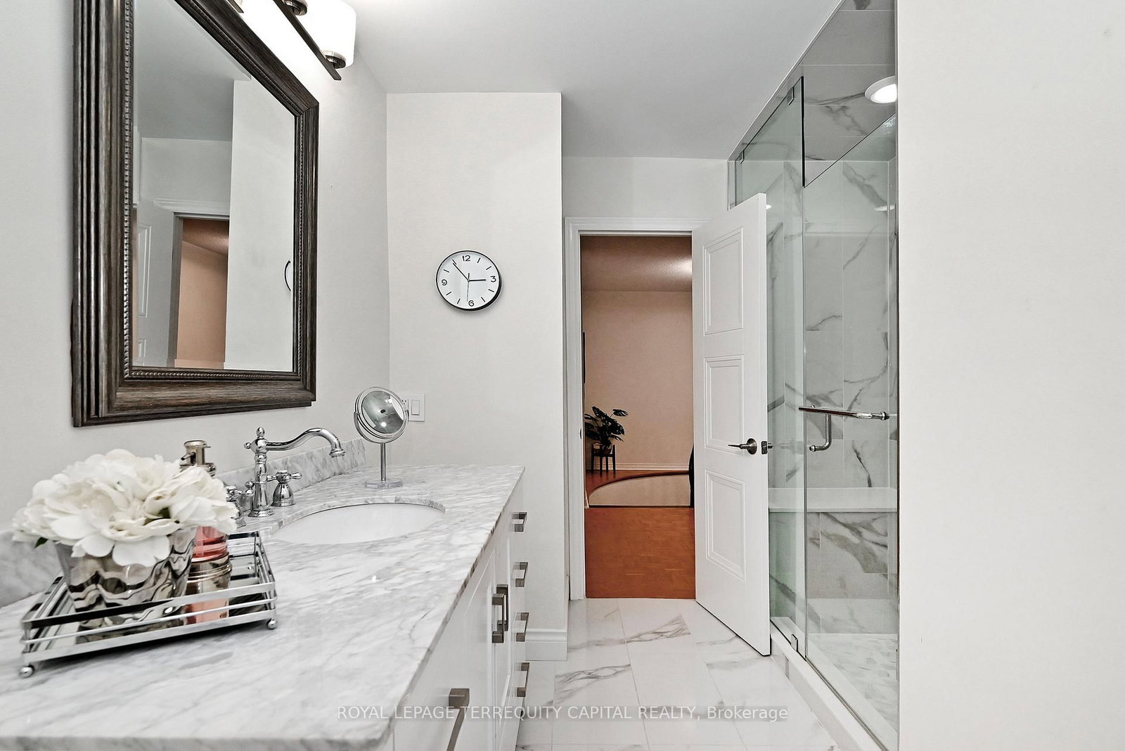 Detached House for sale at 69 Wade Gate, Vaughan, Ontario, L4J 5X5 - Brownridge - MLS: N12901330