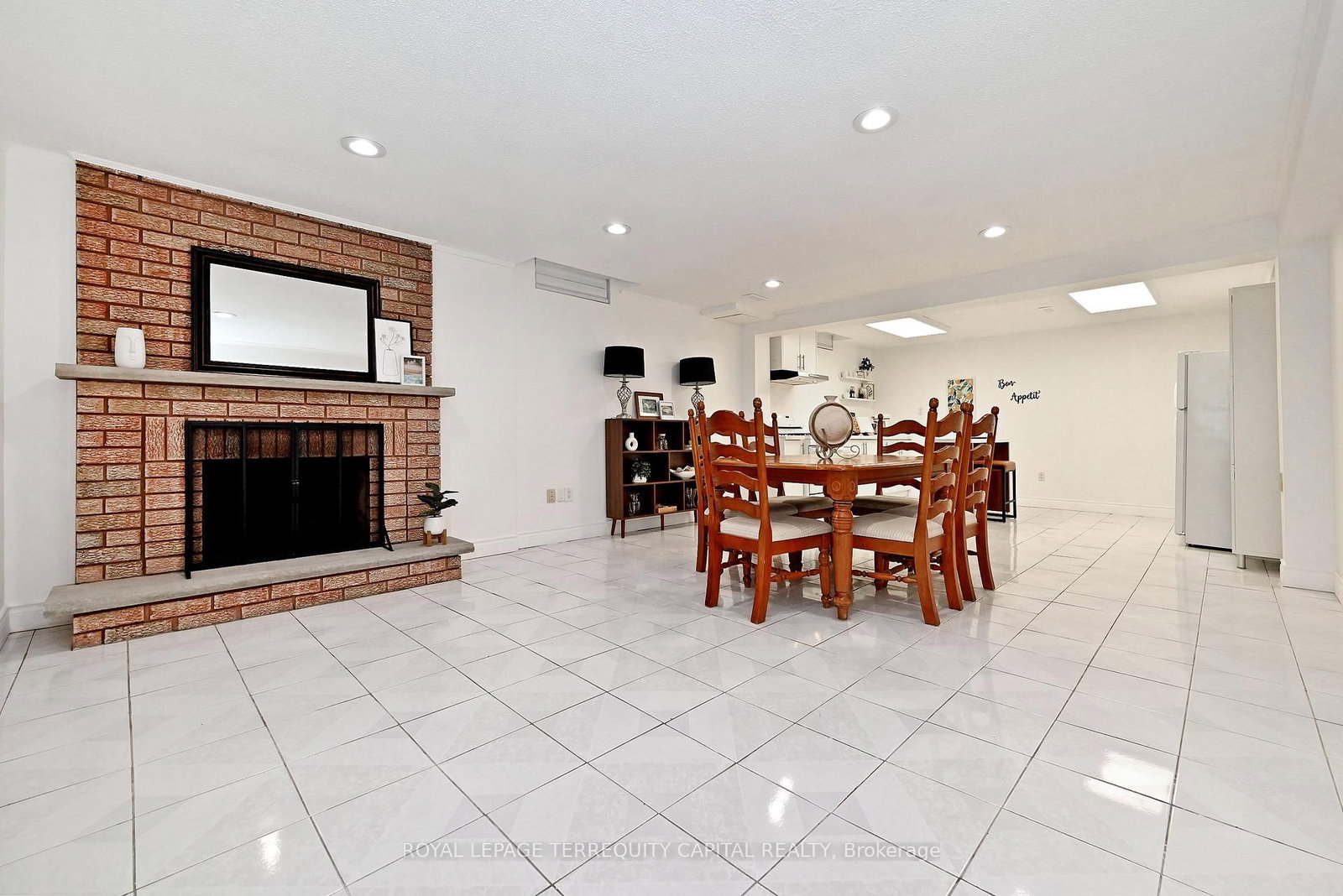 Detached House for sale at 69 Wade Gate, Vaughan, Ontario, L4J 5X5 - Brownridge - MLS: N12901330