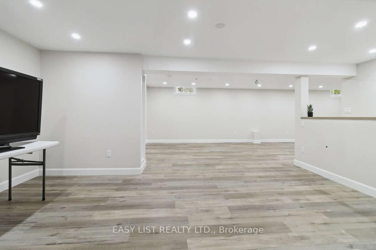 31 Bloomfield Trail