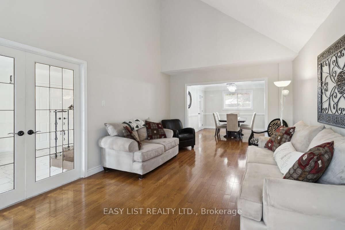 31 Bloomfield Trail