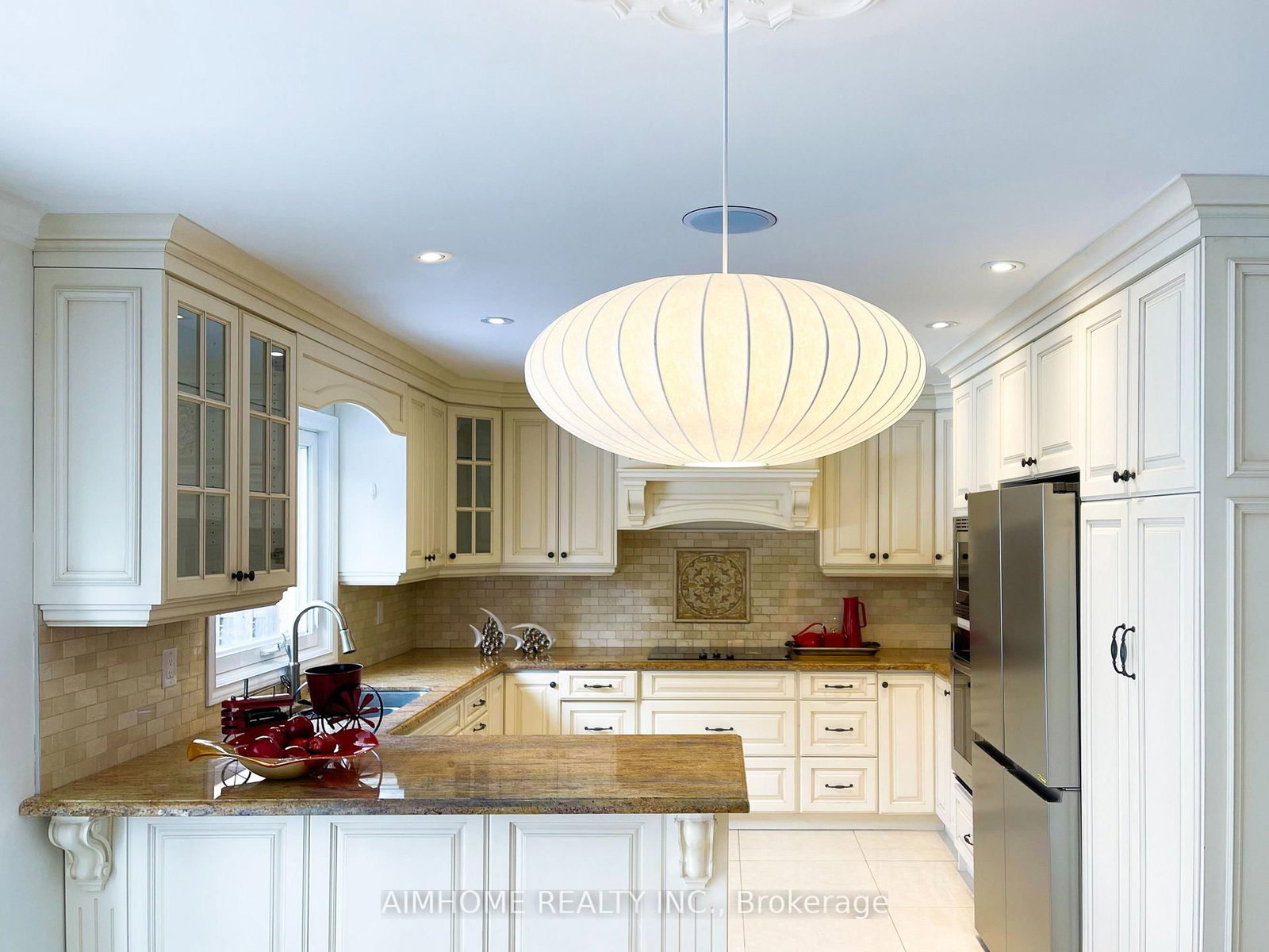 Detached House for sale at 8 Cygnus Drive, Richmond Hill, Ontario, L4C 8P2 - Observatory - MLS: N12901484