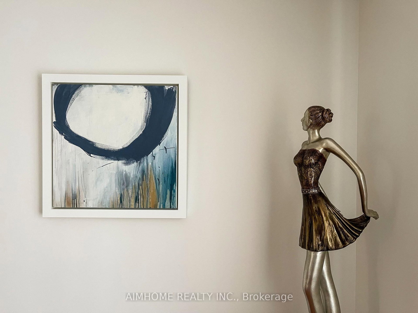 Detached House for sale at 8 Cygnus Drive, Richmond Hill, Ontario, L4C 8P2 - Observatory - MLS: N12901484