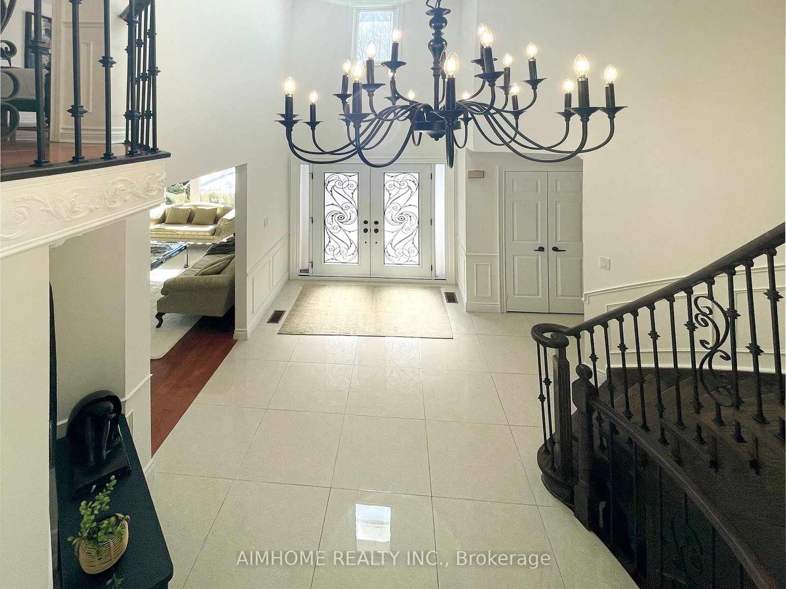 Detached House for sale at 8 Cygnus Drive, Richmond Hill, Ontario, L4C 8P2 - Observatory - MLS: N12901484