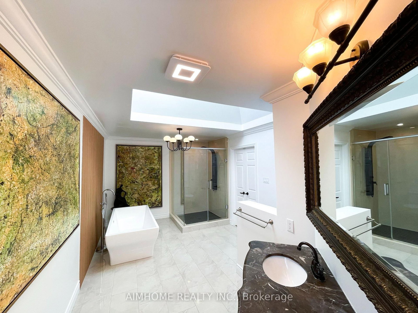 Detached House for sale at 8 Cygnus Drive, Richmond Hill, Ontario, L4C 8P2 - Observatory - MLS: N12901484