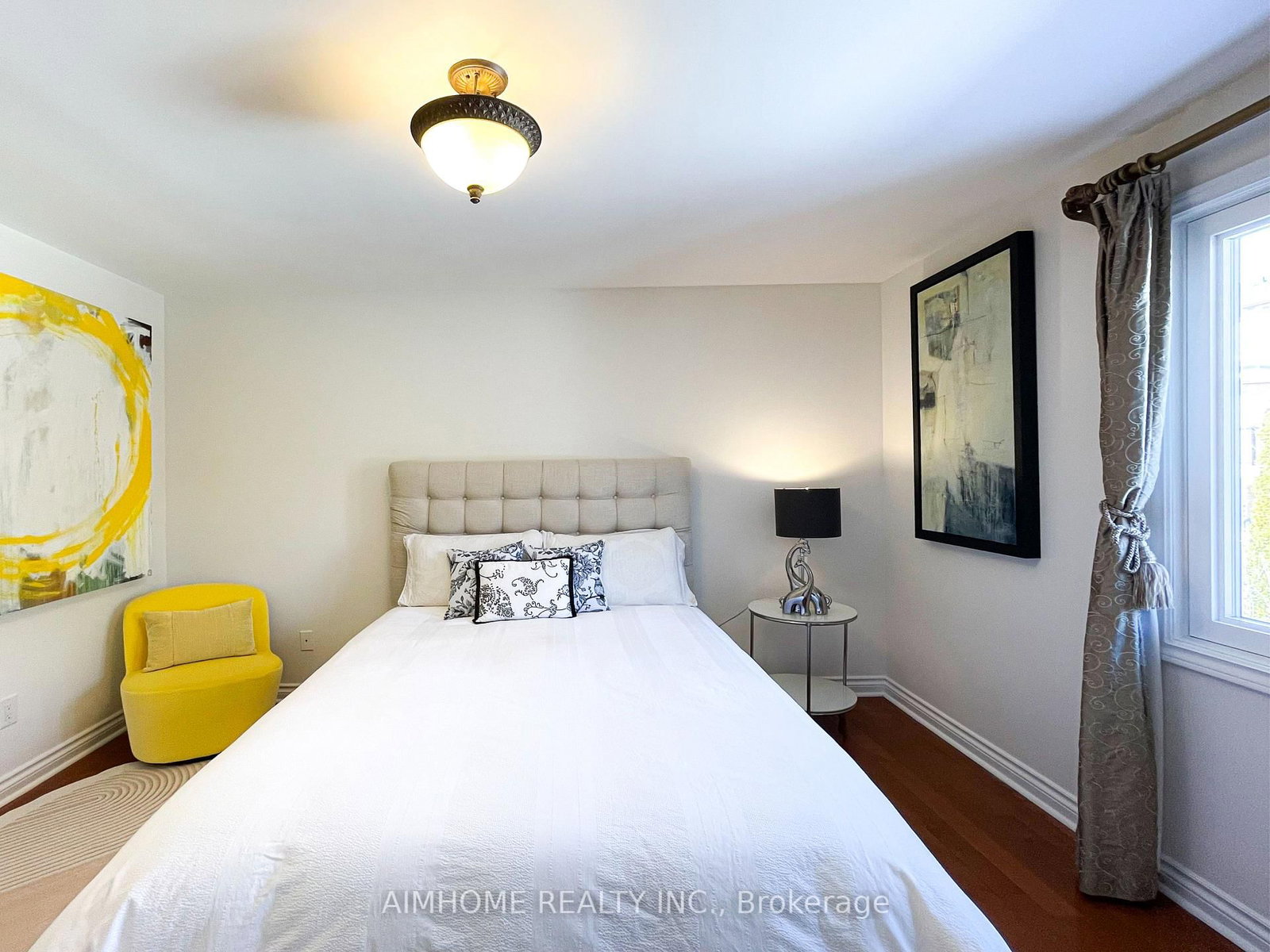 Detached House for sale at 8 Cygnus Drive, Richmond Hill, Ontario, L4C 8P2 - Observatory - MLS: N12901484