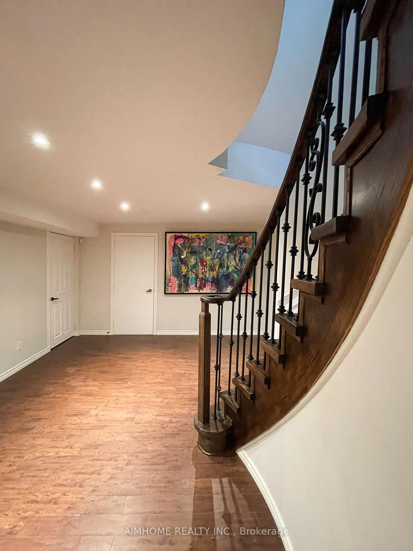 Detached House for sale at 8 Cygnus Drive, Richmond Hill, Ontario, L4C 8P2 - Observatory - MLS: N12901484