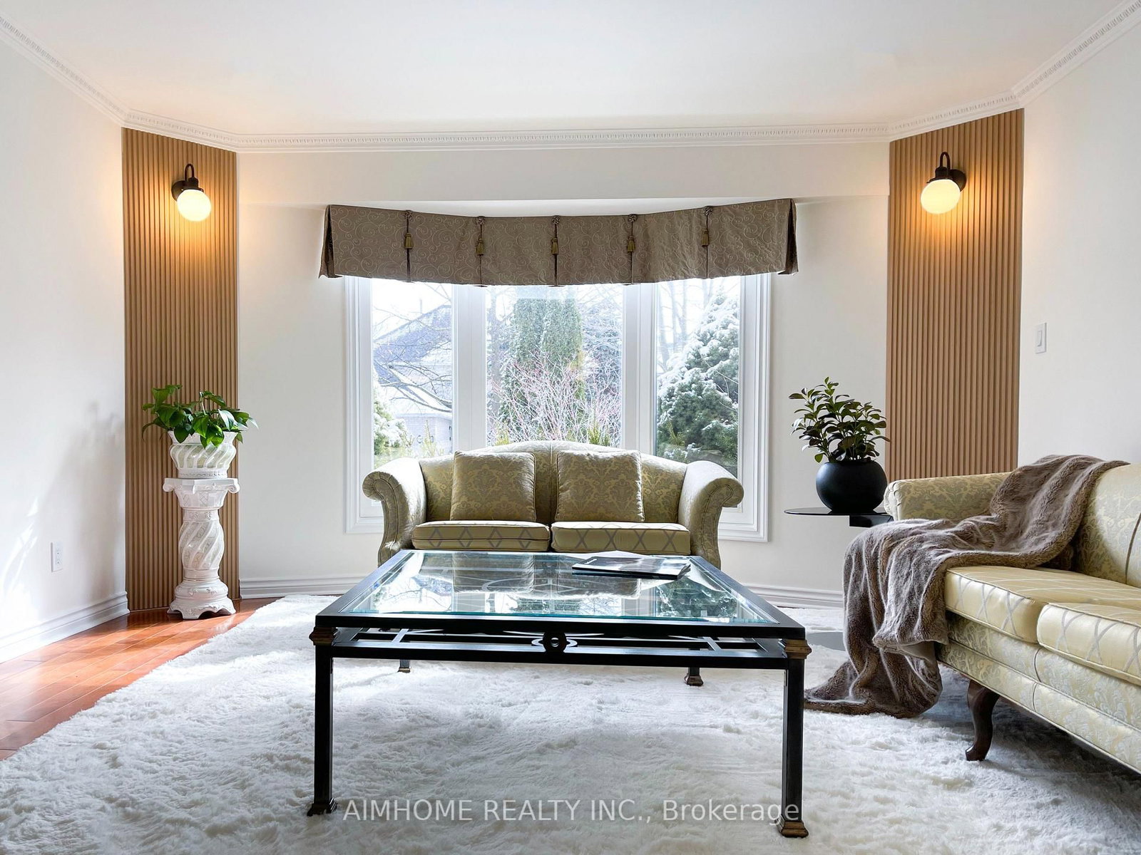 Detached House for sale at 8 Cygnus Drive, Richmond Hill, Ontario, L4C 8P2 - Observatory - MLS: N12901484