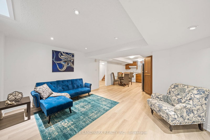 home for lease on 83 Old Colony Road