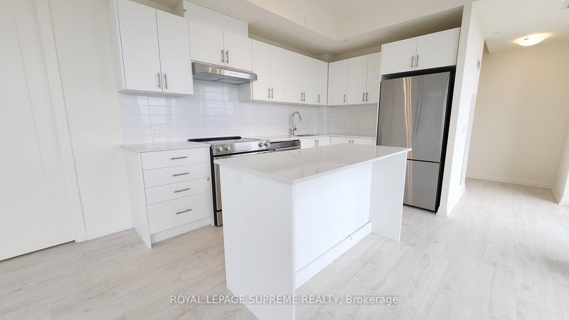 1915 - 8960 Jane St, Vaughan, L4K 0N9 | Image 3