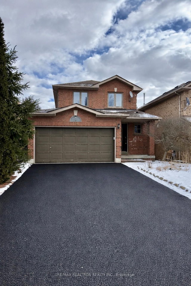 419 Carruthers Avenue