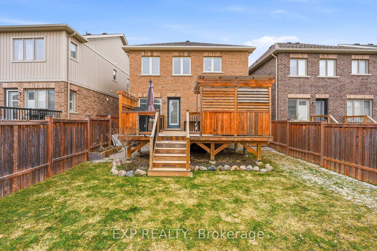 Detached House for sale at 44 Willoughby Way, New Tecumseth, Ontario, L9R 0M7 - Alliston - MLS: N12902156