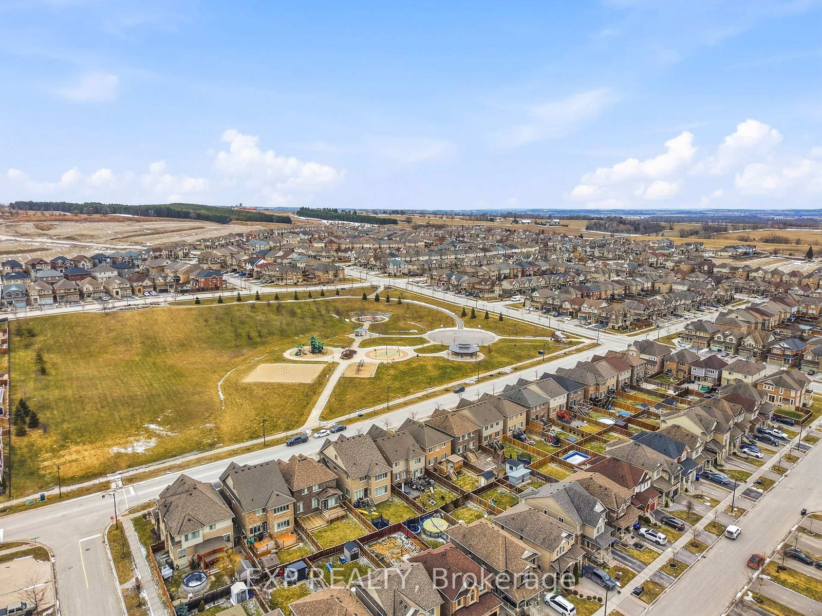 Detached House for sale at 44 Willoughby Way, New Tecumseth, Ontario, L9R 0M7 - Alliston - MLS: N12902156