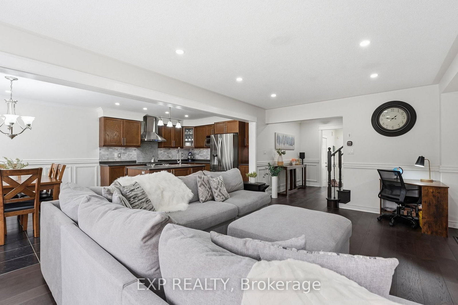 Detached House for sale at 44 Willoughby Way, New Tecumseth, Ontario, L9R 0M7 - Alliston - MLS: N12902156