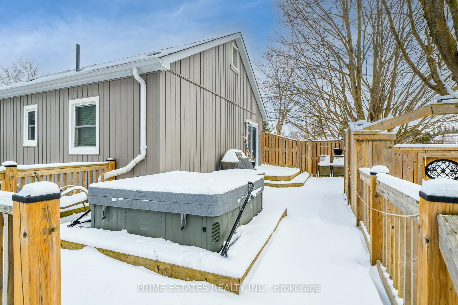 Detached House for sale at 185 Cameron Street, Brock, Ontario, L0E 1E0 - Cannington - MLS: N12902242