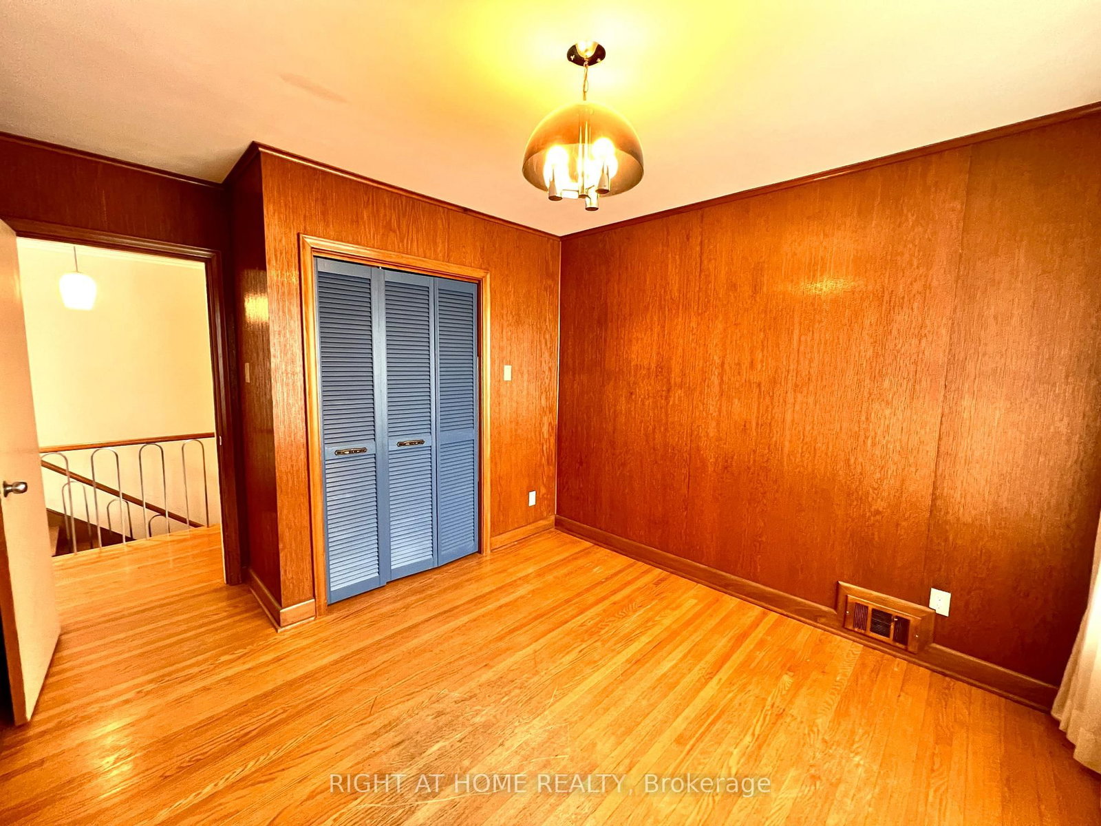 Detached House for sale at 77 Riverside Boulevard, Vaughan, Ontario, L4J 1J1 - Uplands - MLS: N12902404