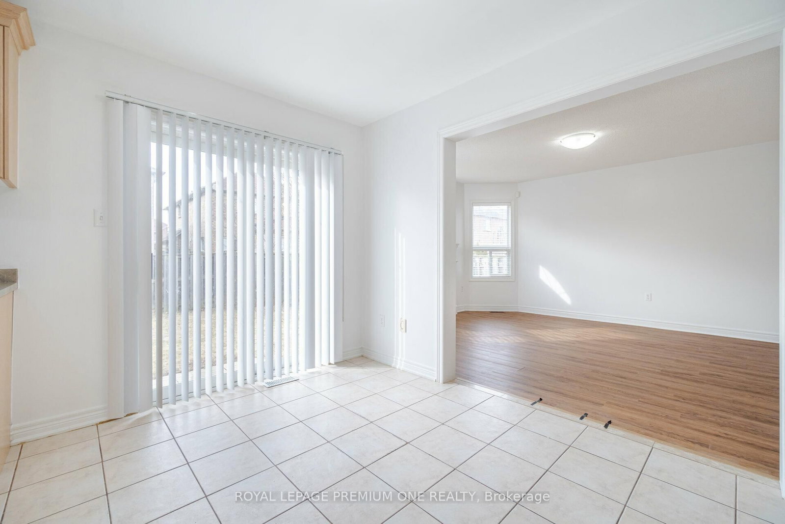 Detached House for lease at 48 Devonwood Drive, Markham, Ontario, L6C 3A7 - Berczy - MLS: N12902918