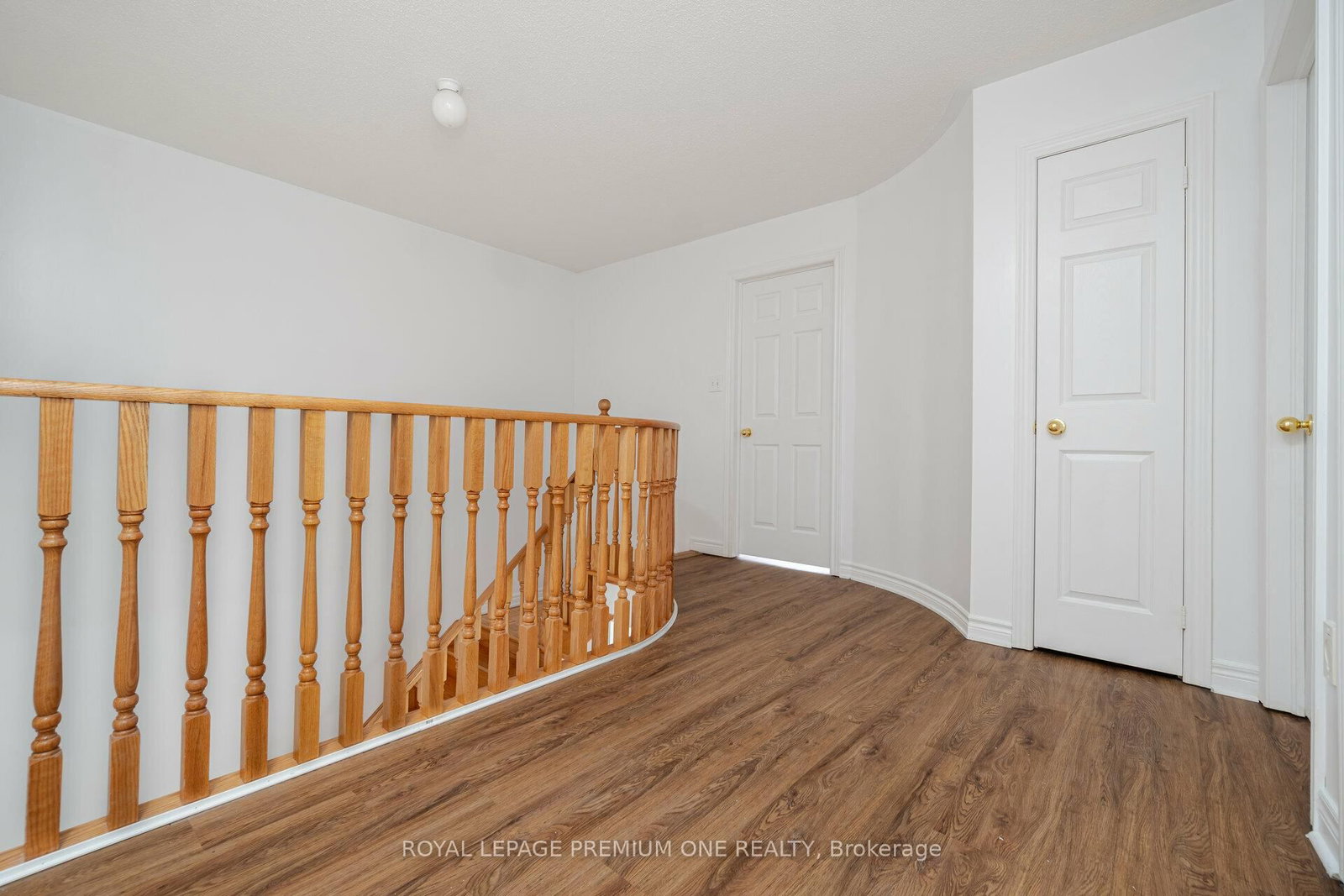 Detached House for lease at 48 Devonwood Drive, Markham, Ontario, L6C 3A7 - Berczy - MLS: N12902918