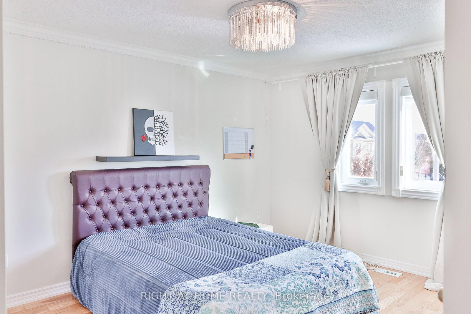 Detached House for sale at 122 Red Cardinal Trail, Richmond Hill, Ontario, L4E 4B7 - Oak Ridges - MLS: N12902954