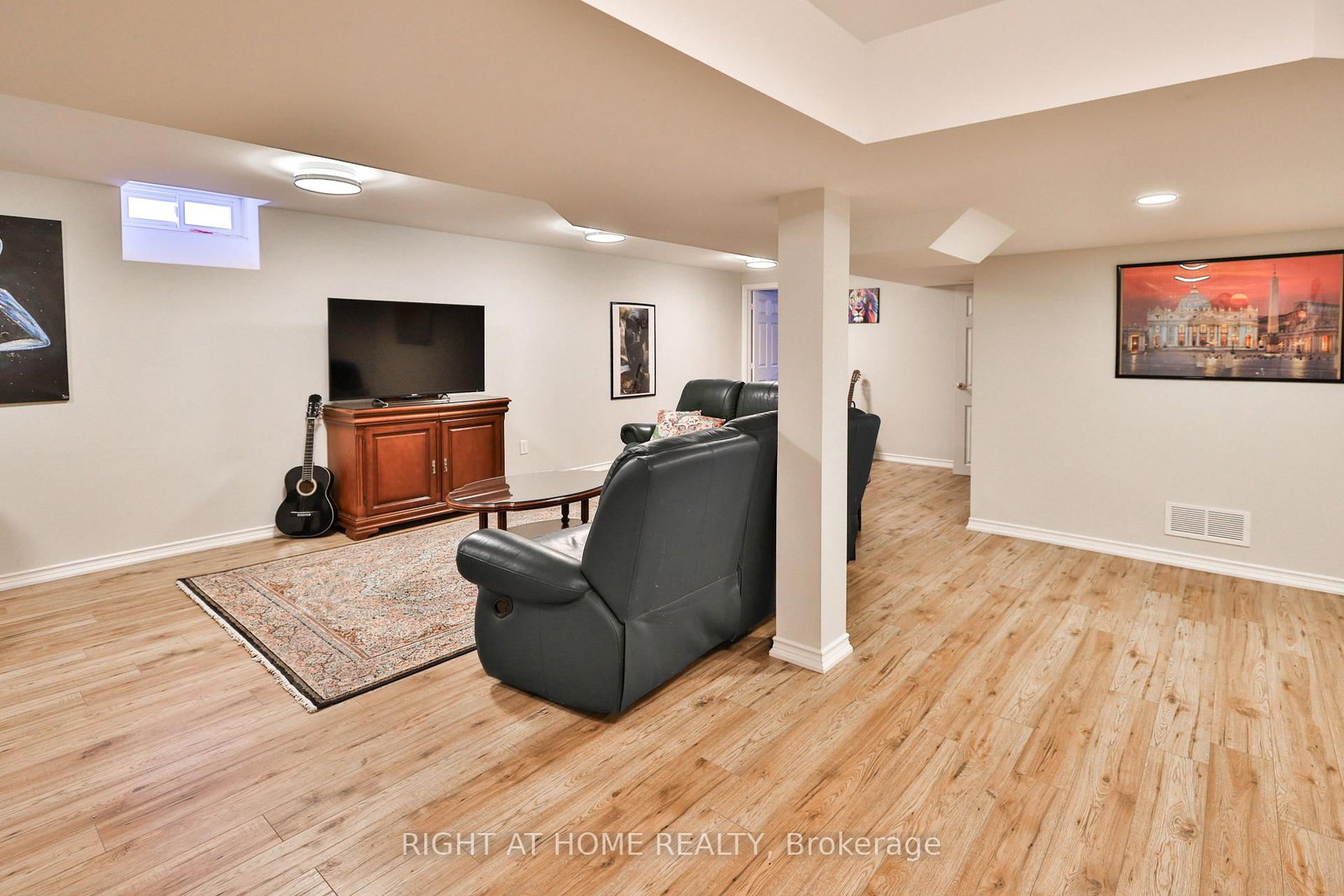 Detached House for sale at 122 Red Cardinal Trail, Richmond Hill, Ontario, L4E 4B7 - Oak Ridges - MLS: N12902954