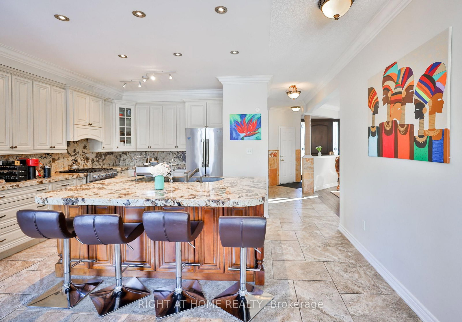 Detached House for sale at 122 Red Cardinal Trail, Richmond Hill, Ontario, L4E 4B7 - Oak Ridges - MLS: N12902954