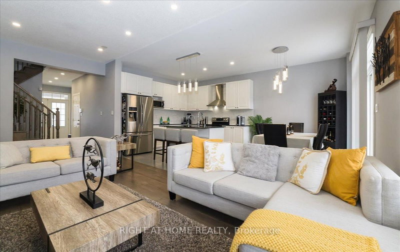 24 Prady Lane, New Tecumseth, L0G 1W0 | Image 3